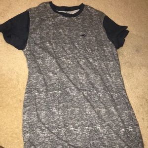 Hollister Tee